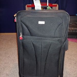 Luggage/suitcases